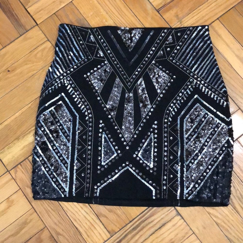 Express sequin skirt